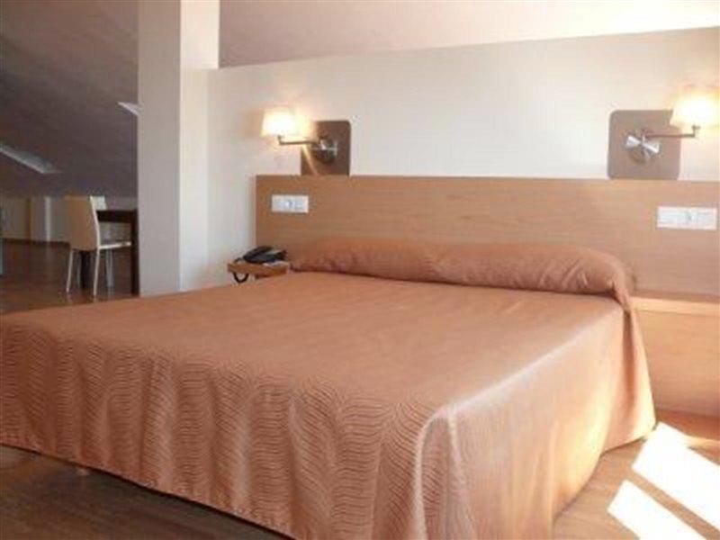 Axarquia Beach Hotel Almayate Extérieur photo